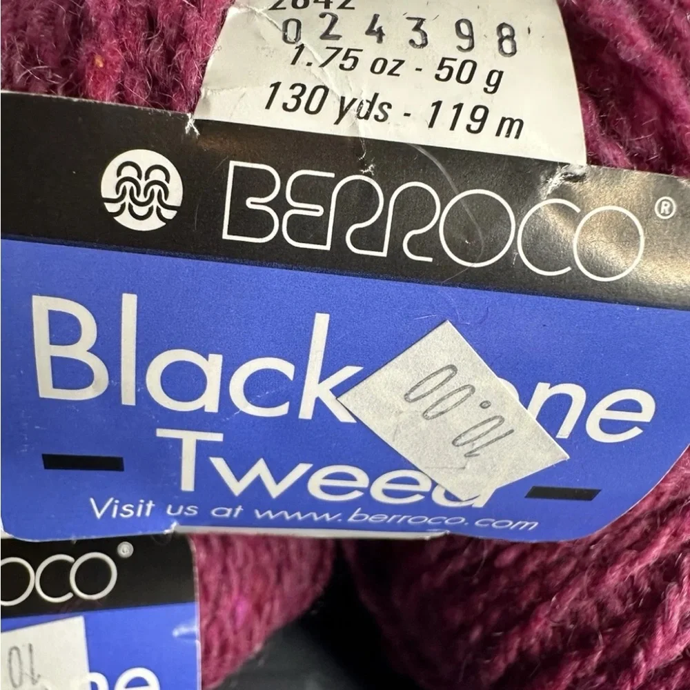 Berroco Blackstone Tweed lot of 3 ball yarn color #2642 rhubarb dye# 024398